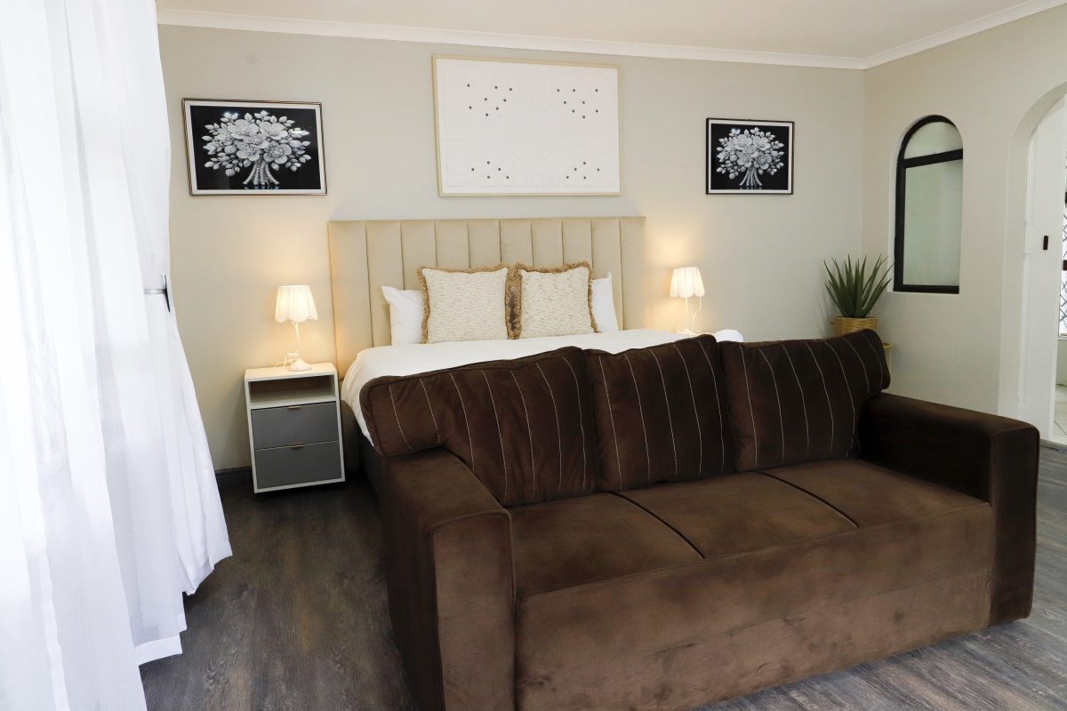 Room 3 at Selborne Valley Guestlodge