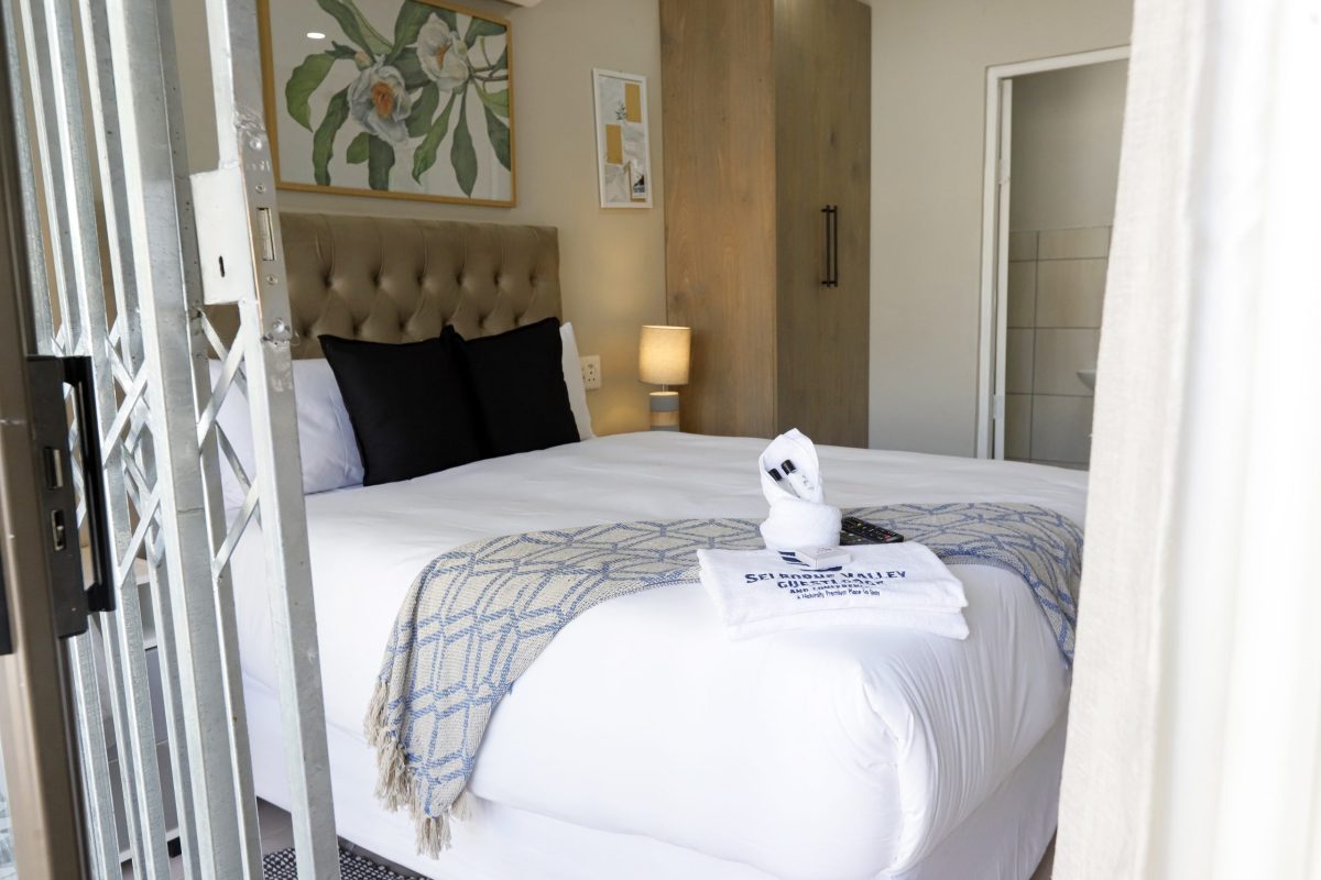 Room 12 at Selborne Valley Guestlodge