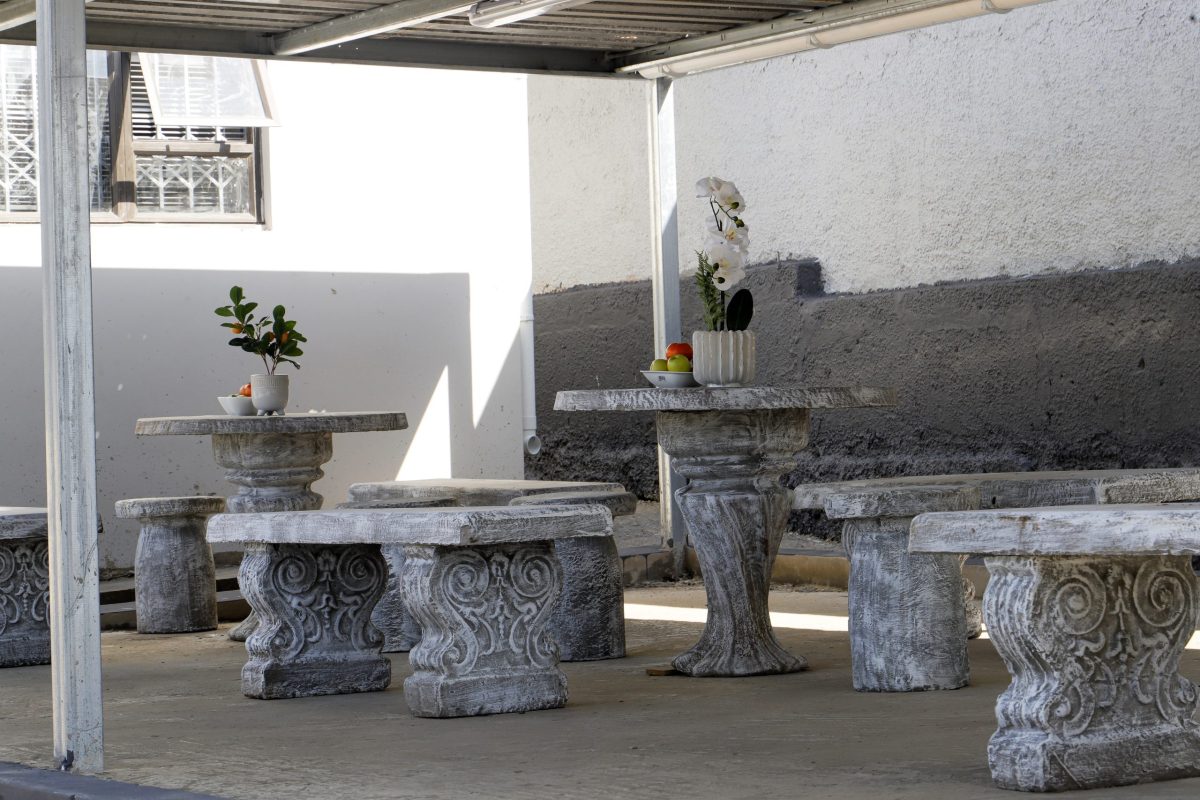 Covered courtyard seating at Selborne Valley